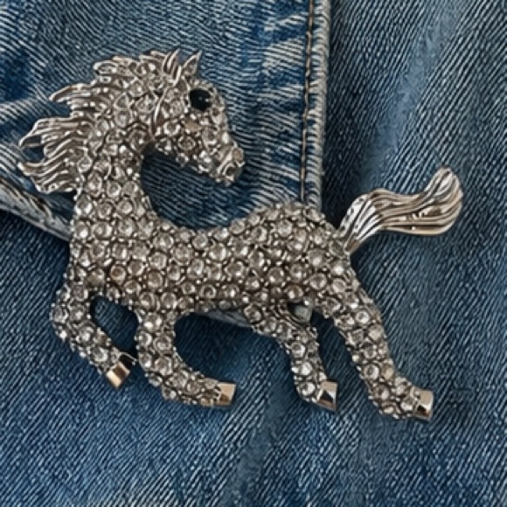 Rhinestone Horse Brooch Pin  (BR333/5)